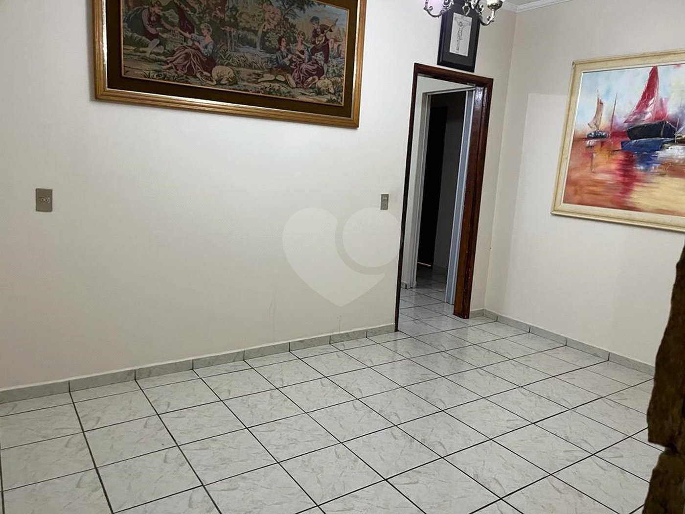 Casa à venda com 3 quartos, sendo 1 suíte, em Vila Todos Os Santos, Indaiatuba, SP