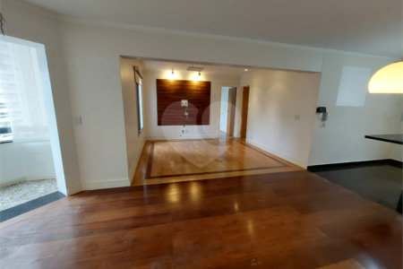 Apartamento à venda com 2 suítes em Vila Gertrudes, São Paulo, SP