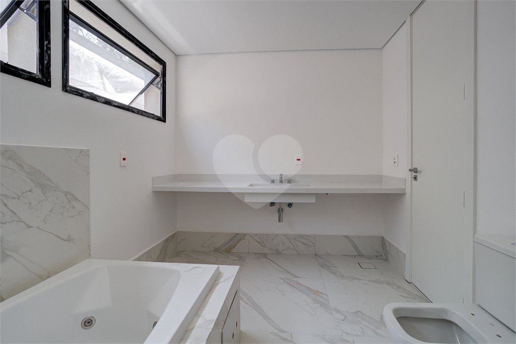 Casa à venda com 4 suítes no condomínio Hípica Max Garden, São Paulo - SP