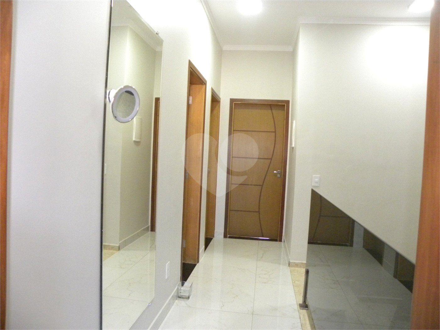 Sobrado à venda com 3 quartos, sendo 1 suíte, em João Aranha, Paulínia, SP