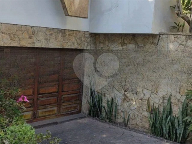 Casa à venda com 4 suítes em Santana, São Paulo, SP