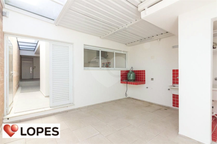 Casa à venda com 3 suítes em Santana, São Paulo, SP