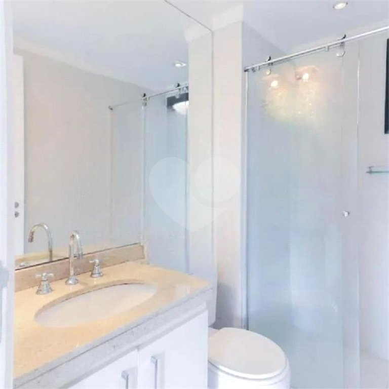 Apartamento à venda com 3 quartos, sendo 1 suíte,  em Cidade São Francisco, São Paulo, SP