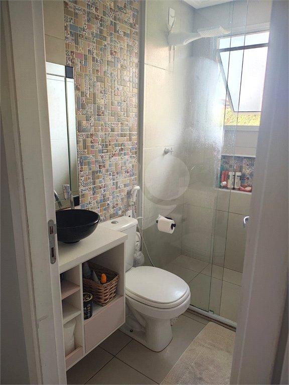 Casa à venda com 3 quartos, sendo 1 suíte,  no condomínio Bosques da Vila - Casa 3° Fase, Cotia - SP