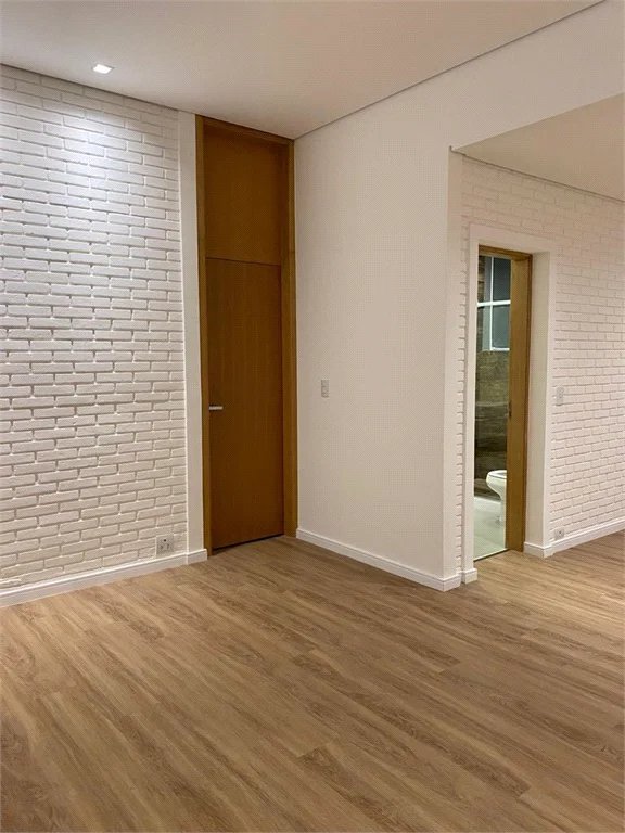 Sobrado à venda com 4 suítes em Vila Inah, São Paulo, SP