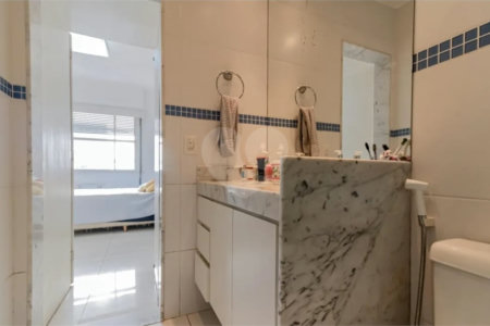 Apartamento à venda com 4 quartos, sendo 1 suíte,  em Copacabana, Rio de Janeiro, RJ