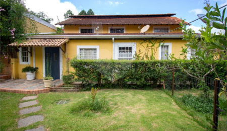 Chácara à venda com 5 quartos, sendo 4 suítes,  no Centro (canguera), São Roque, SP
