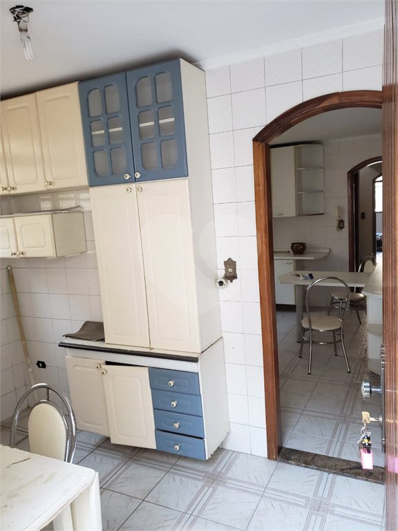Sobrado à venda com 3 quartos, sendo 1 suíte, em Parque Peruche, São Paulo, SP