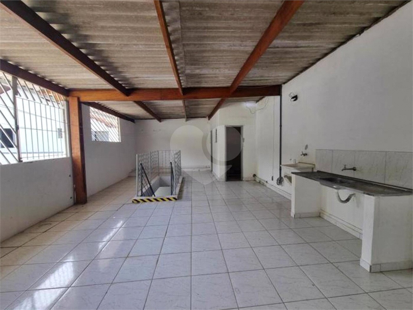 Apartamento à venda com 3 quartos, sendo 1 suíte, em Jardim das Indústrias, São José dos Campos, SP