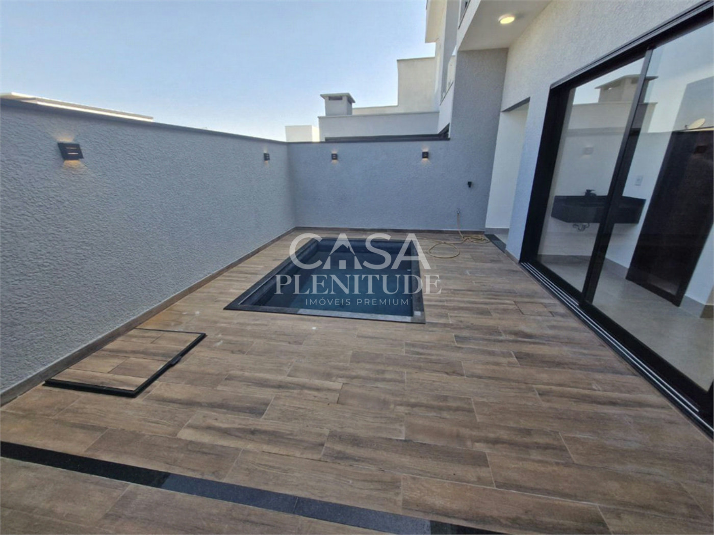 Casa em condomínio à venda com 3 suítes em Cajuru do Sul, Sorocaba, SP