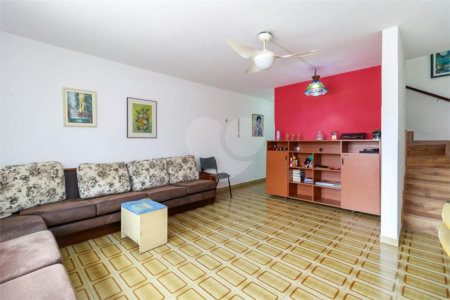 Casa à venda com 3 quartos em Jardim Monte Azul, São Paulo, SP