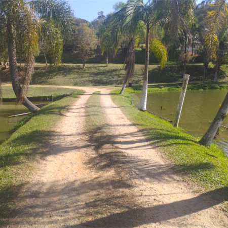 Sítio à venda com 4 quartos, sendo 1 suíte,  em Cruz das Almas, Biritiba-mirim, SP