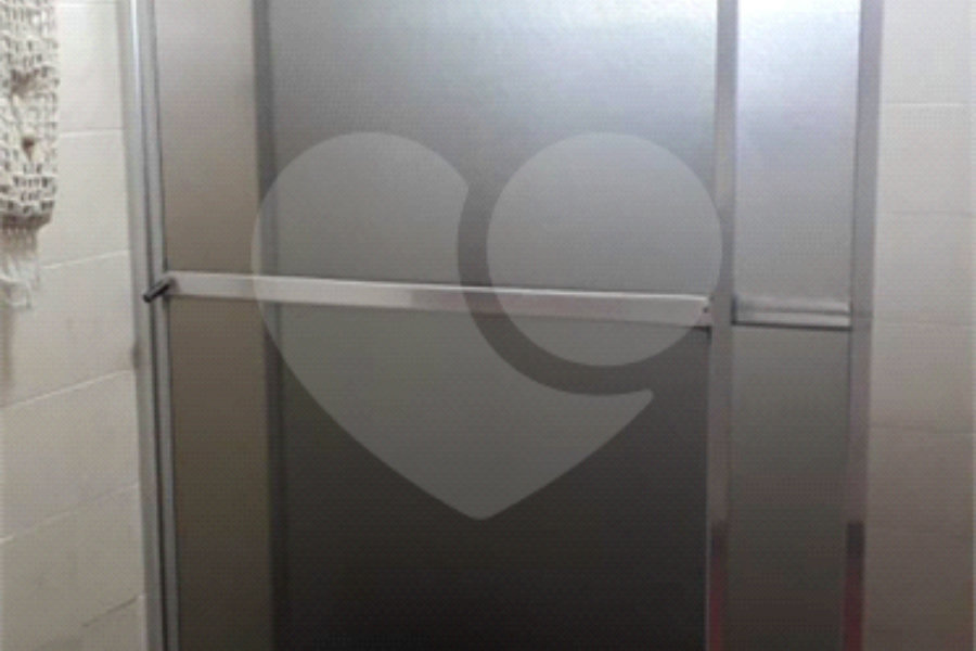 Casa à venda com 4 quartos, sendo 2 suítes, no condomínio Gleba II, Mairiporã - SP