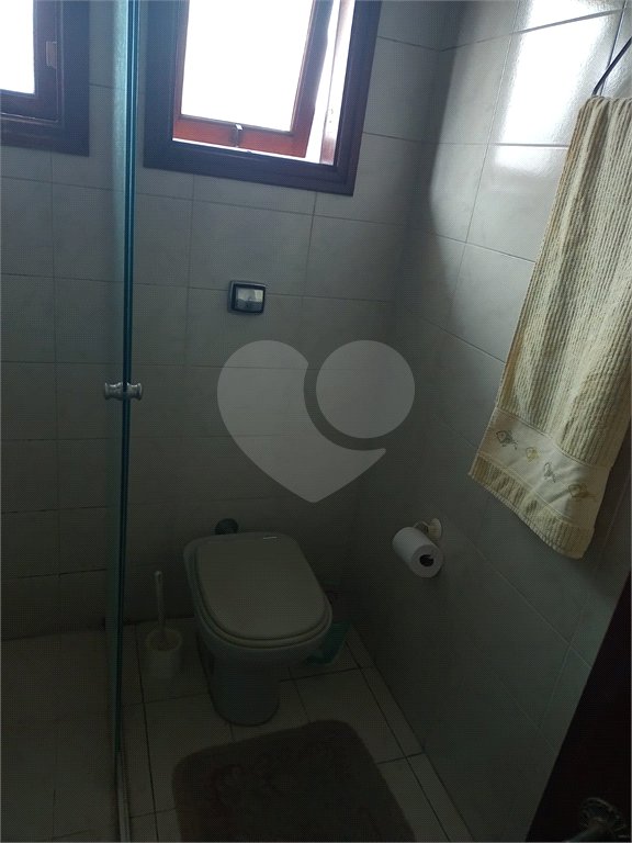 Sobrado à venda com 3 quartos em Jardim Colombo, São Paulo, SP