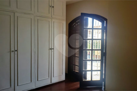 Sobrado à venda com 3 quartos, sendo 1 suíte, em Brooklin, São Paulo, SP