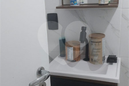 Apartamento à venda com 2 quartos, sendo 1 suíte,  em Jardim Parque Morumbi, São Paulo, SP
