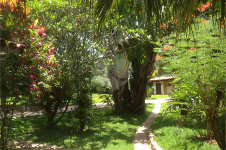Casa à venda com 5 quartos, sendo 3 suítes, no condomínio Recanto das Flores, Indaiatuba - SP