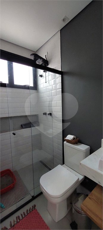 Casa à venda ou para alugar com 4 suítes no condomínio Figueira Garden, Atibaia - SP