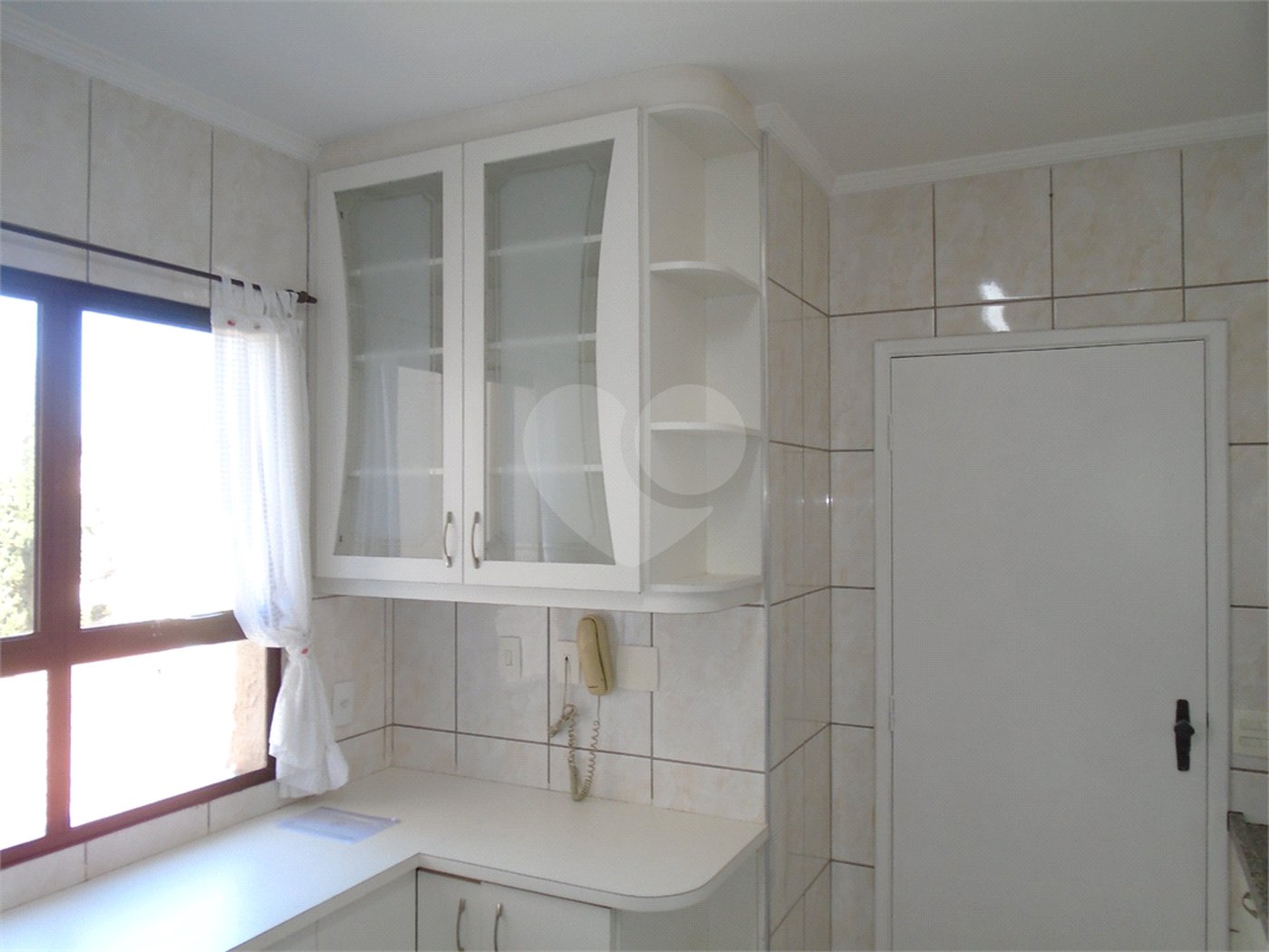 Apartamento à venda com 3 quartos, sendo 1 suíte, em Vila Oliveira, Mogi das Cruzes, SP