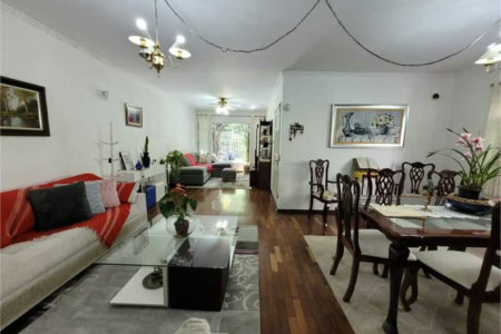 Sobrado à venda com 6 quartos, sendo 2 suítes, em Vila Romana, São Paulo, SP