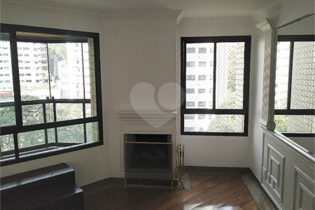 Apartamento à venda com 3 suítes em Morumbi, São Paulo, SP