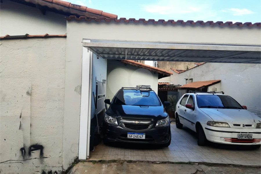Casa à venda com 3 quartos, sendo 1 suíte, em Horto, São Paulo, SP