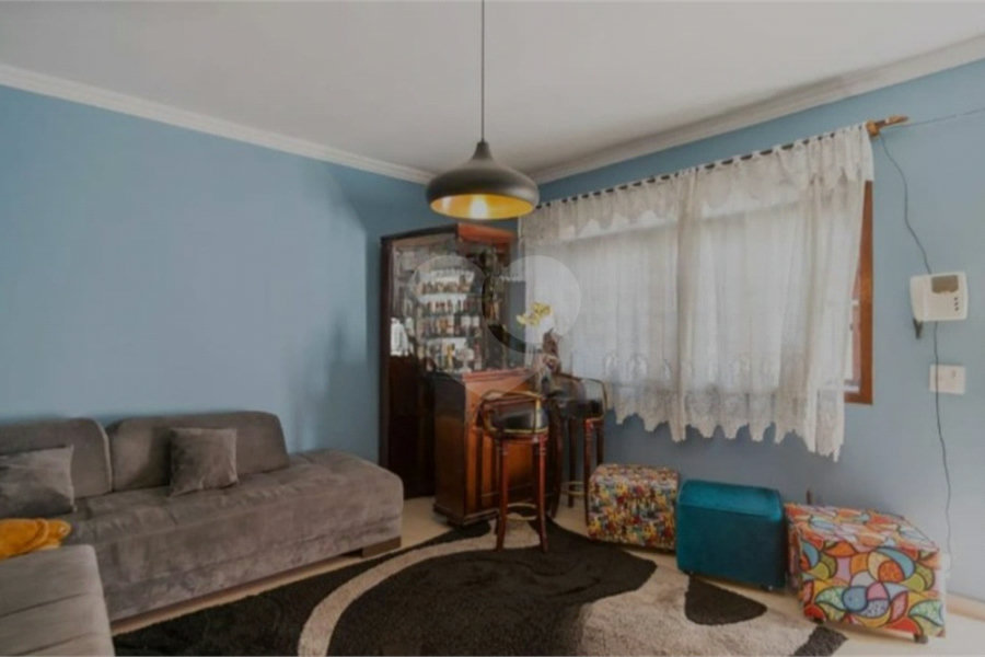 Sobrado à venda com 3 quartos, sendo 1 suíte, em Horto, São Paulo, SP
