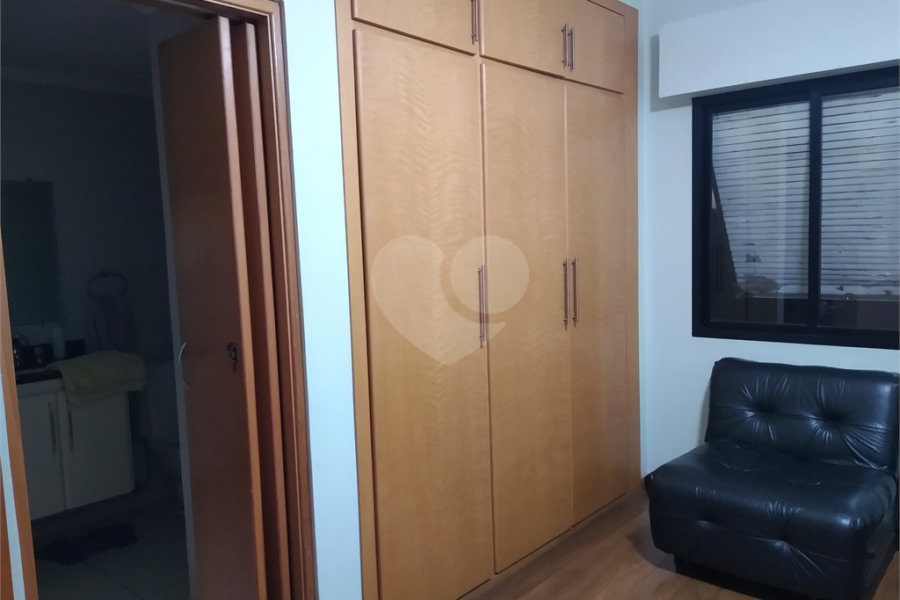 Apartamento à venda com 3 quartos, sendo 1 suíte,  em Bela Vista, São Paulo, SP
