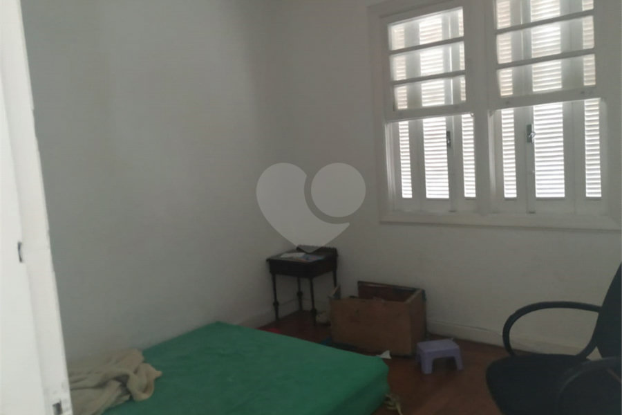Casa à venda com 7 quartos, sendo 1 suíte, em Santana, São Paulo, SP