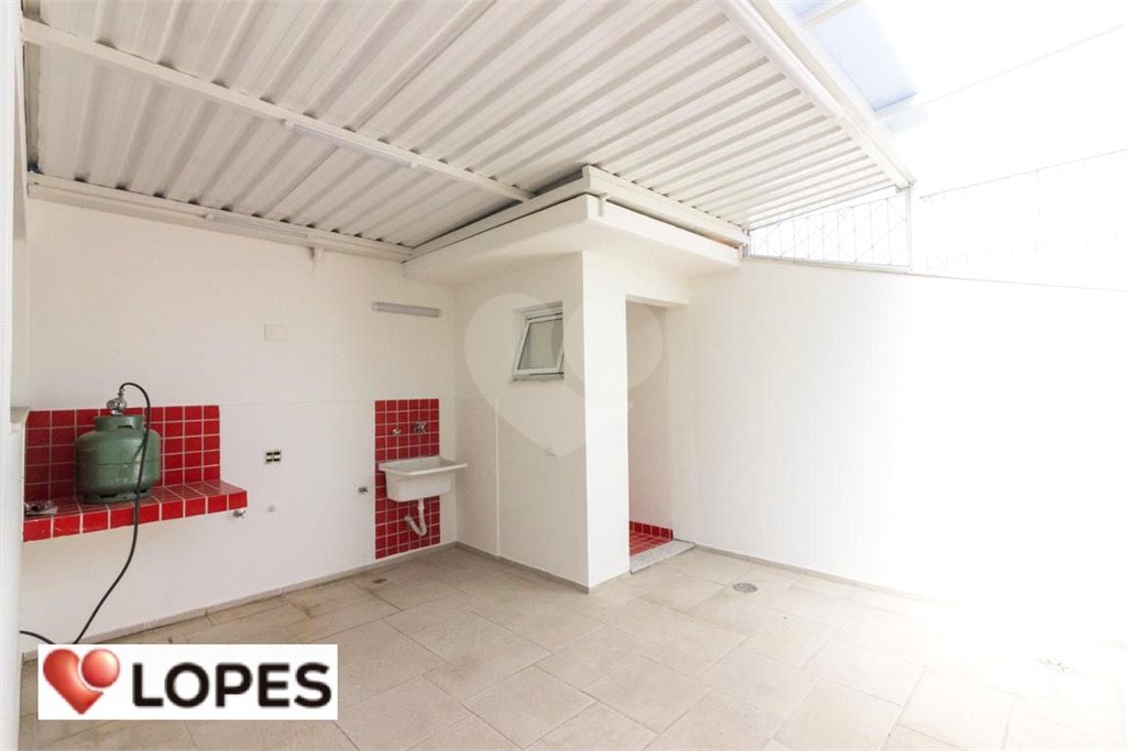 Casa à venda com 3 suítes em Santana, São Paulo, SP