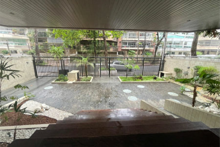Apartamento à venda com 4 quartos, sendo 1 suíte, em Recreio dos Bandeirantes, Rio de Janeiro, RJ