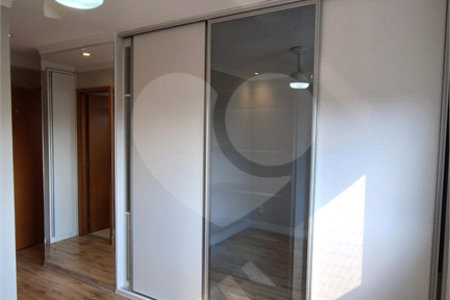 Apartamento à venda com 2 quartos, sendo 1 suíte,  em Vila Leonor, São Paulo, SP