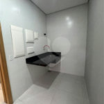 Casa à venda com 3 quartos, sendo 1 suíte, no condomínio Jardim Laguna, Indaiatuba - SP