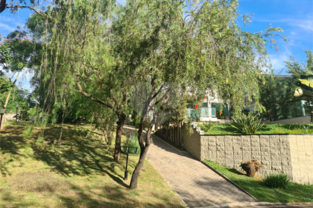 Casa à venda com 4 quartos, sendo 2 suítes, no condomínio Bosque de Grevilea, Vinhedo - SP