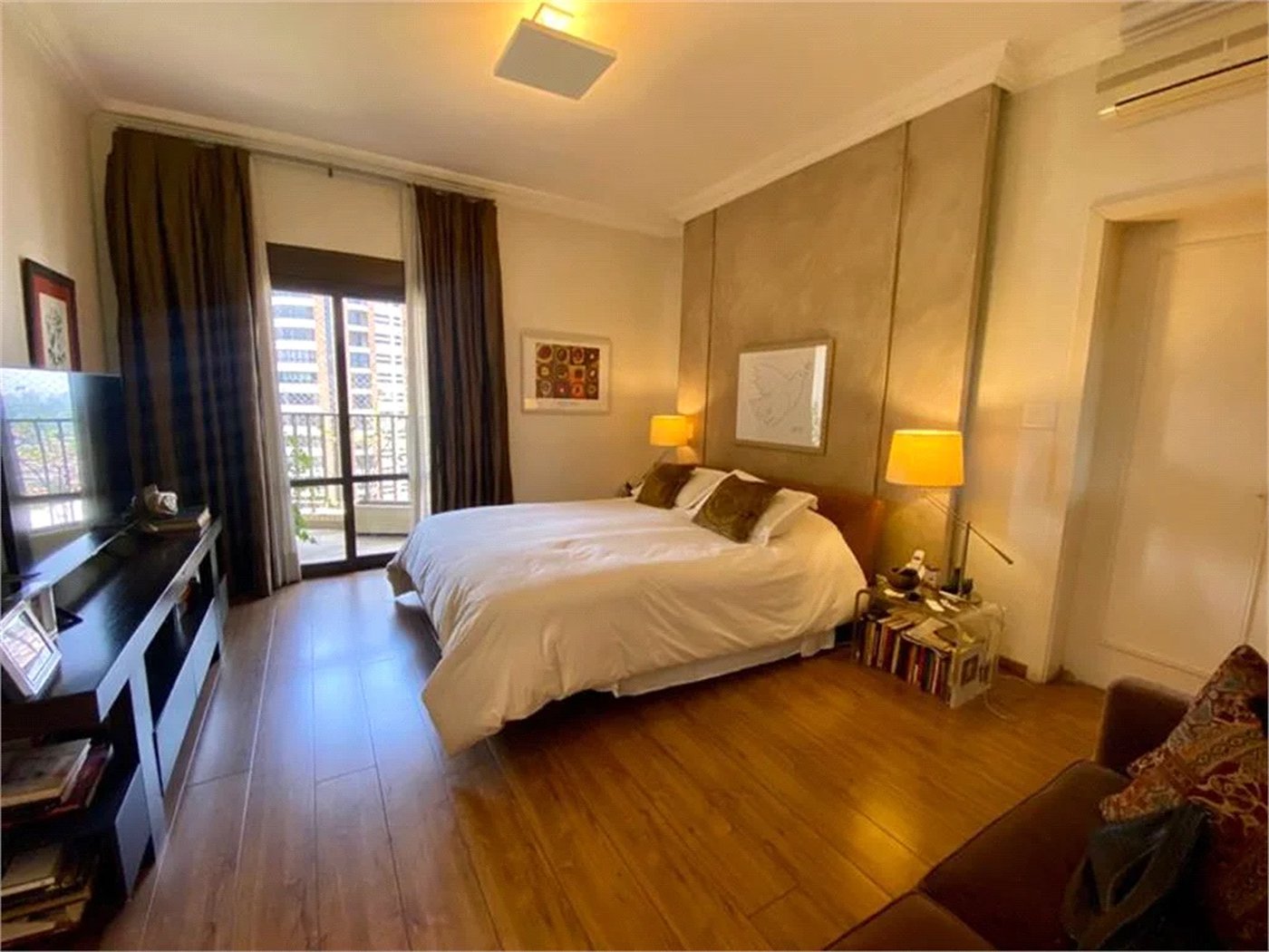 Apartamento à venda com 4 quartos, sendo 3 suítes,  em Vila Suzana, São Paulo, SP