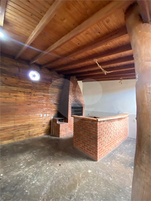 Casa para alugar com 3 quartos, sendo 1 suíte, em Parque das Aroeiras, Ponta Porã, MS
