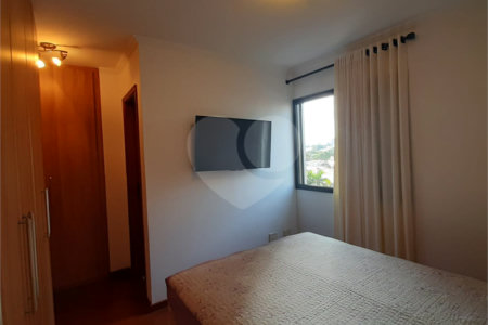 Apartamento à venda com 3 quartos, sendo 1 suíte, em Campo Belo, São Paulo, SP