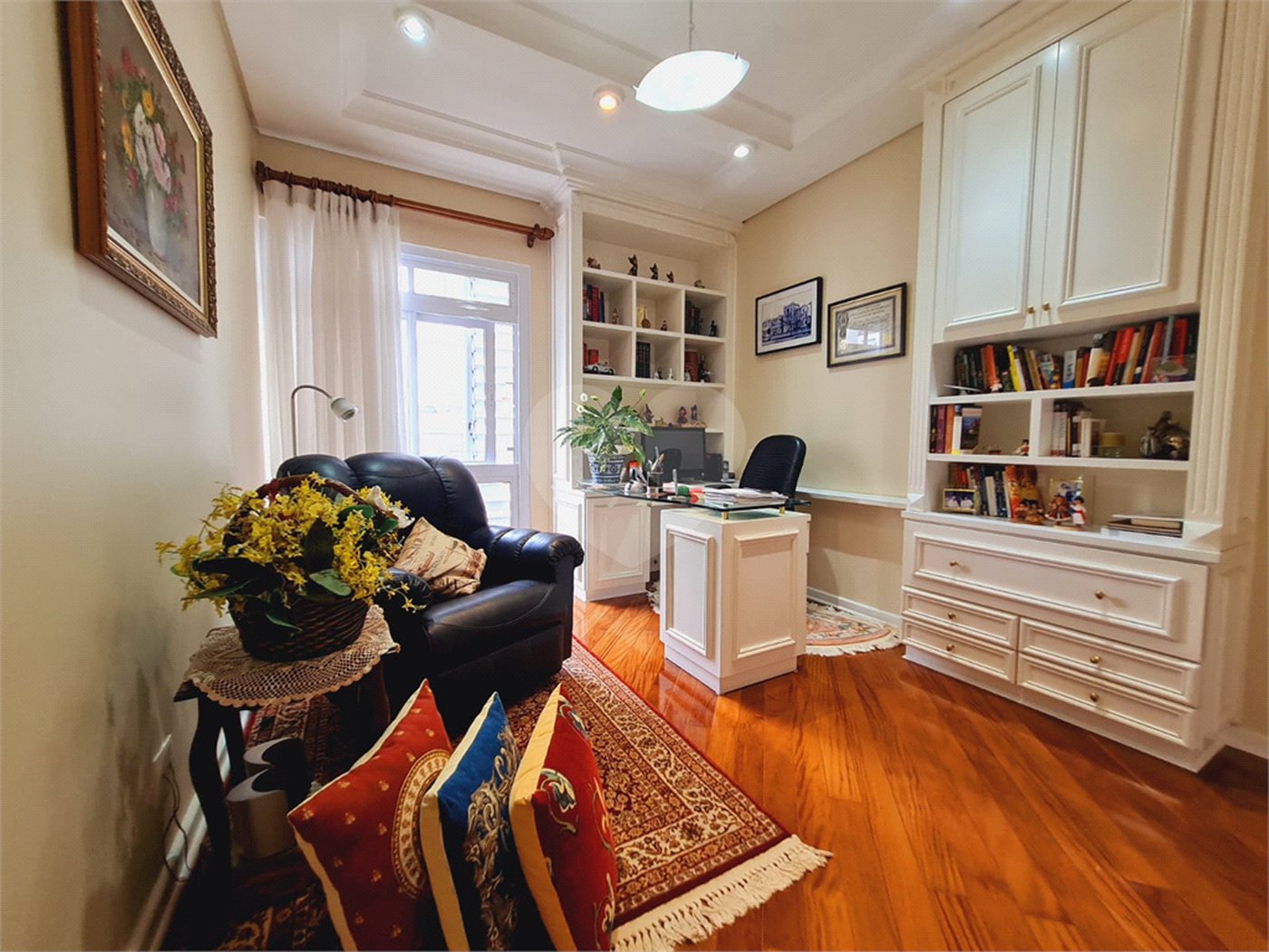Apartamento à venda com 3 quartos, sendo 1 suíte, em Higienópolis, São Paulo, SP