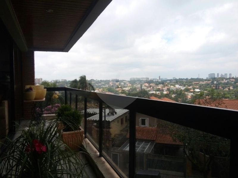 Apartamento à venda com 4 suítes em Jardim Leonor, São Paulo, SP