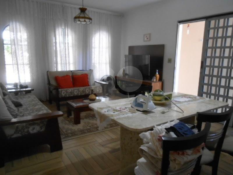 Sobrado à venda com 4 quartos, sendo 1 suíte, em Tucuruvi, São Paulo, SP