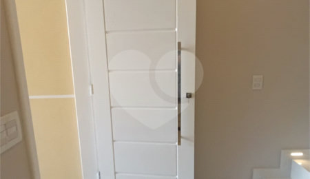 Sobrado à venda com 3 quartos, sendo 1 suíte,  em Vila Medeiros, São Paulo, SP