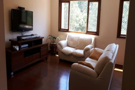 Casa à venda com 4 quartos, sendo 2 suítes,  em Jardim Olympia, São Paulo, SP