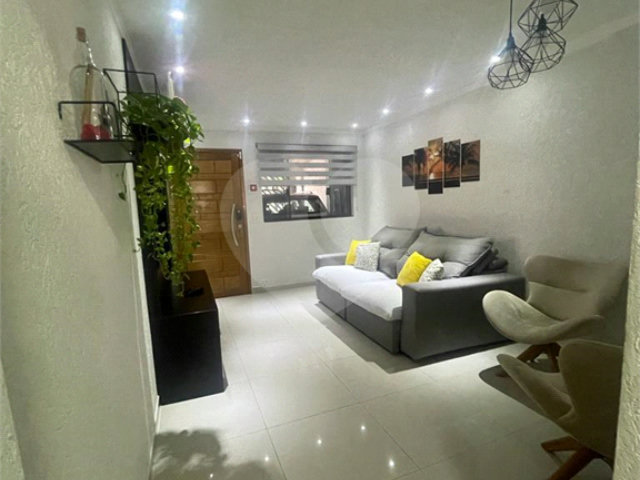Casa à venda com 2 suítes em Vila Guilherme, São Paulo, SP