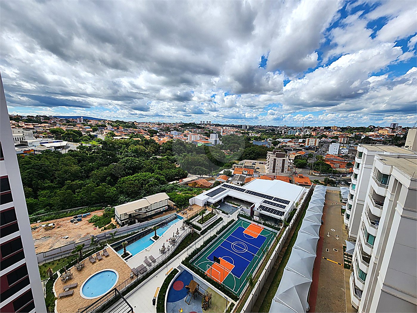 Apartamento à venda com 1 suíte em Jardim Guarujá, Sorocaba, SP