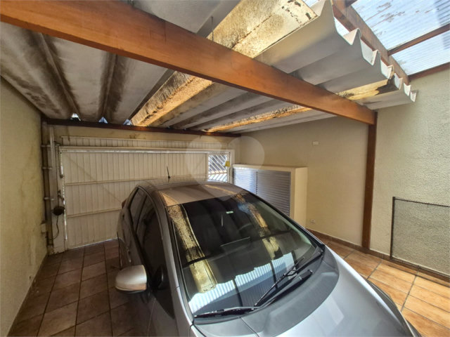 Casa à venda com 3 quartos, sendo 1 suíte,  em Jardim Prudência, São Paulo, SP