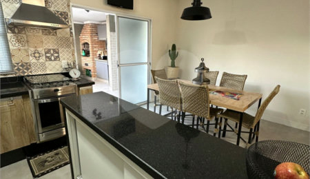 Casa à venda com 3 quartos, sendo 1 suíte, no condomínio Giorno de Solle 2, Jundiaí - SP