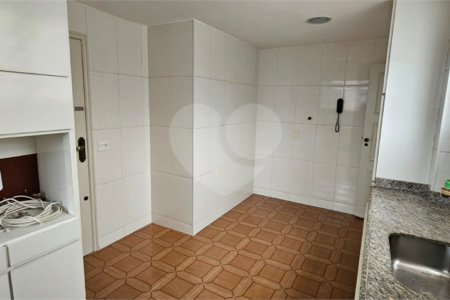 Apartamento à venda com 4 quartos, sendo 1 suíte, em Tijuca, Rio de Janeiro, RJ