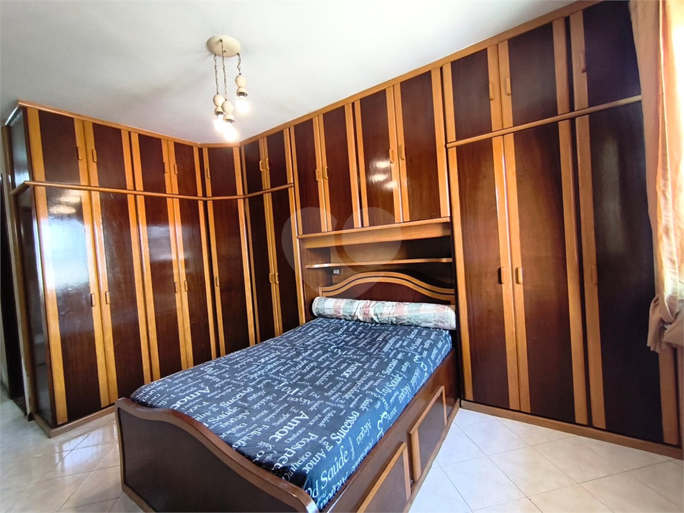 Sobrado à venda com 3 quartos, sendo 1 suíte, em Tremembé, São Paulo, SP