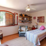 Casa à venda com 4 quartos, sendo 3 suítes,  em Jardim Guedala, São Paulo, SP
