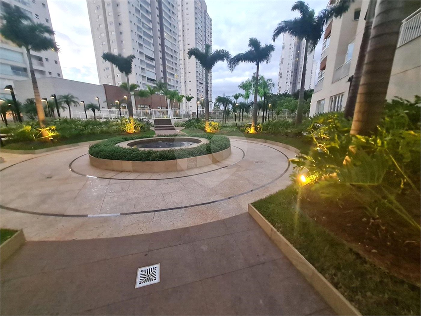 Apartamento à venda com 3 quartos, sendo 1 suíte,  em Vila Anastácio, São Paulo, SP